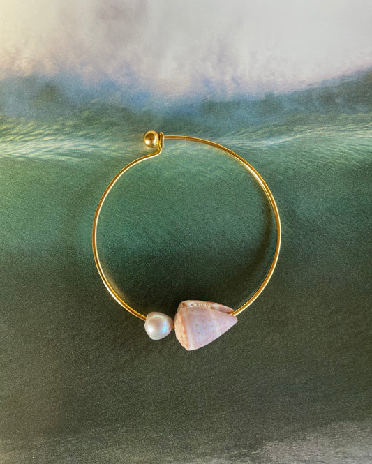 Gold Cone Shell Pearl Bangle